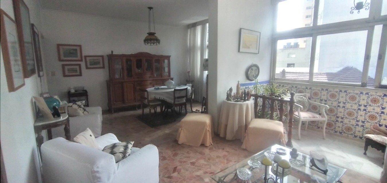 Apartamento à venda com 3 quartos, 160m² - Foto 1