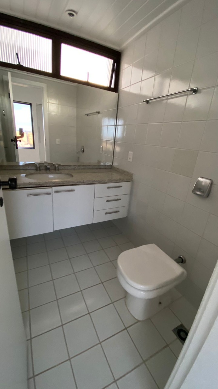 Apartamento à venda com 4 quartos, 250m² - Foto 15