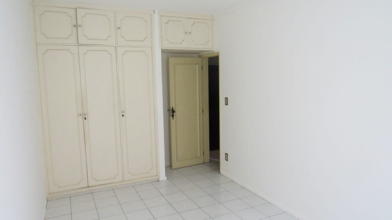 Apartamento à venda com 3 quartos, 151m² - Foto 10