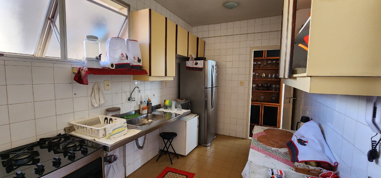 Apartamento à venda com 3 quartos, 140m² - Foto 15