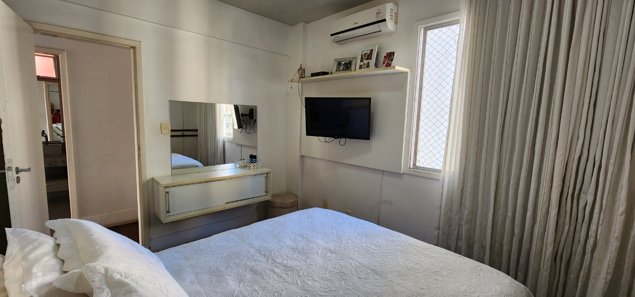 Apartamento à venda com 3 quartos, 140m² - Foto 7