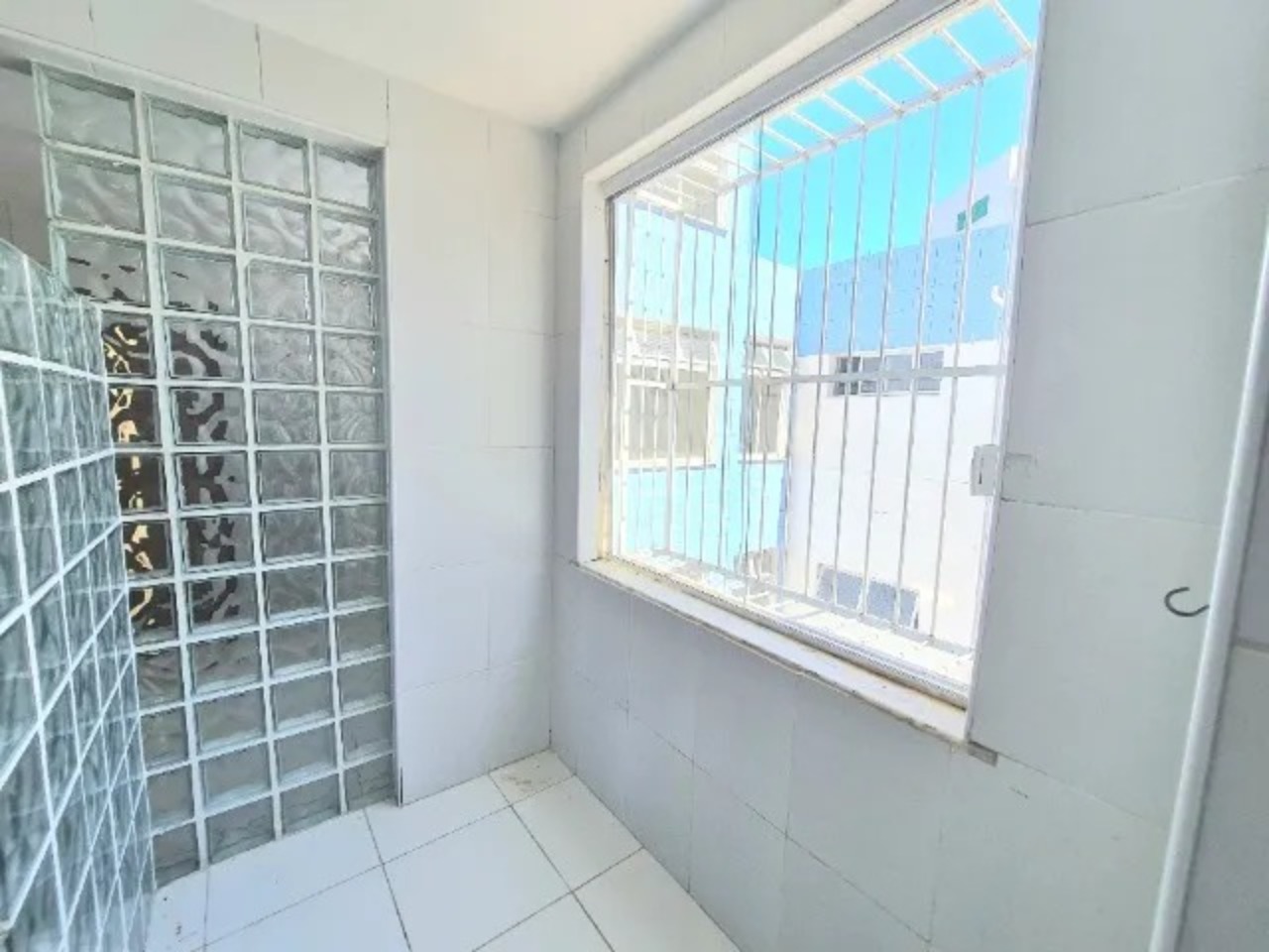 Apartamento à venda com 3 quartos, 104m² - Foto 13