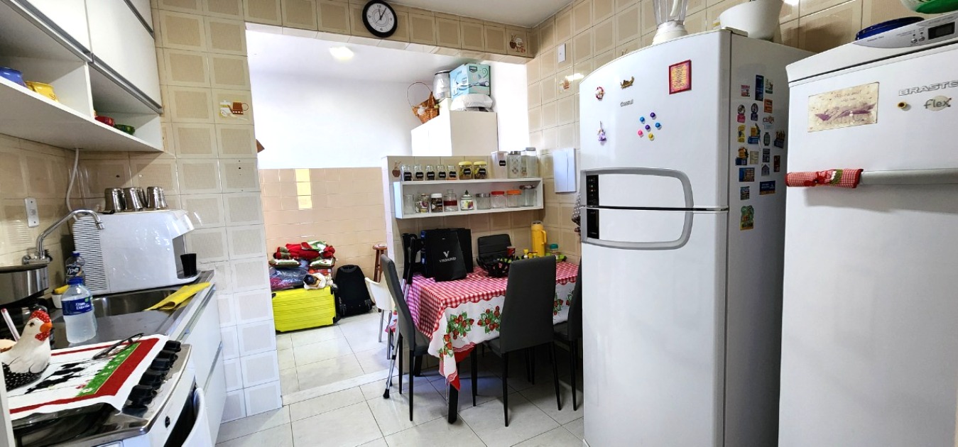 Apartamento à venda com 2 quartos, 65m² - Foto 12