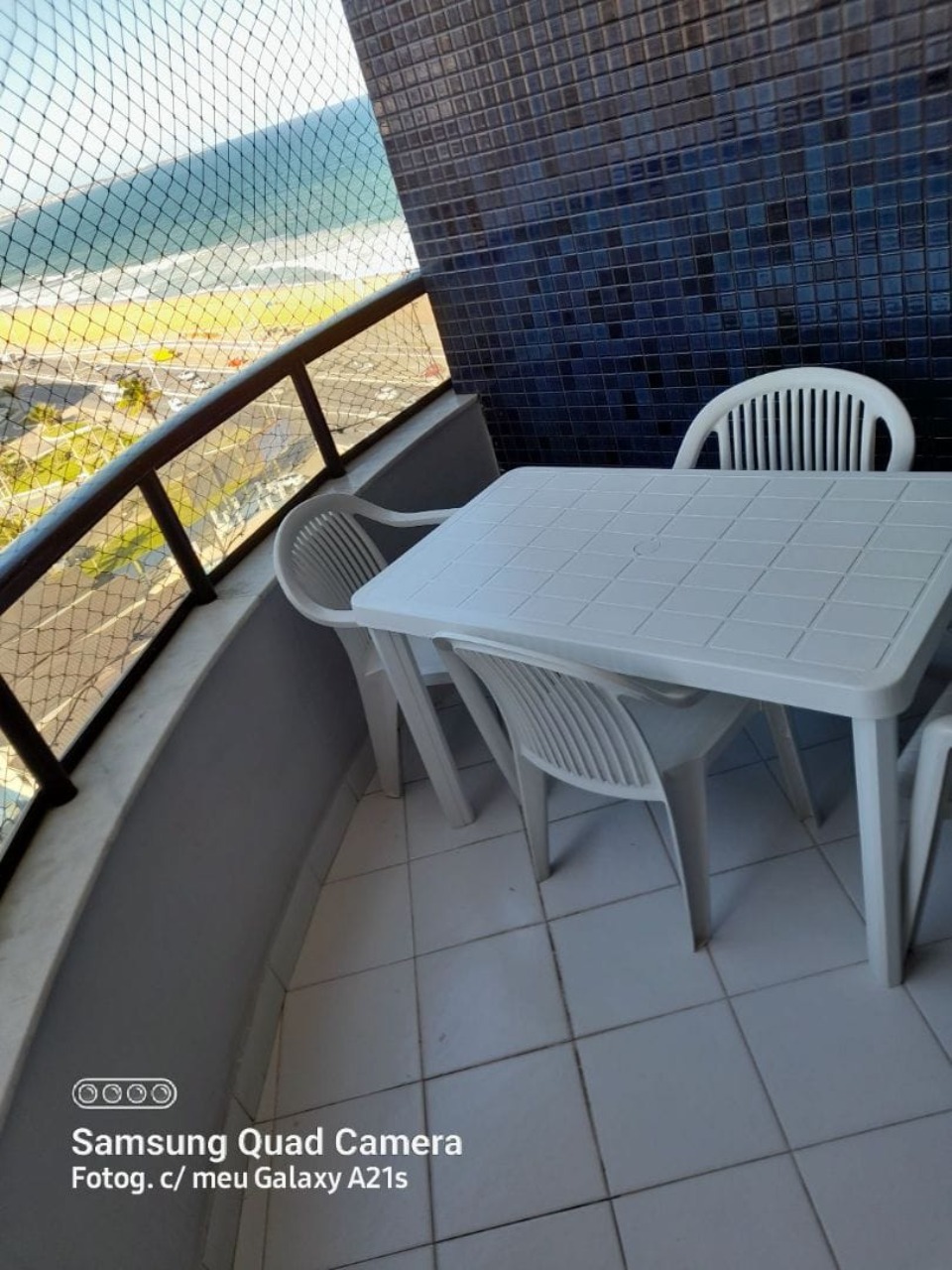 Apartamento à venda com 1 quarto, 50m² - Foto 2