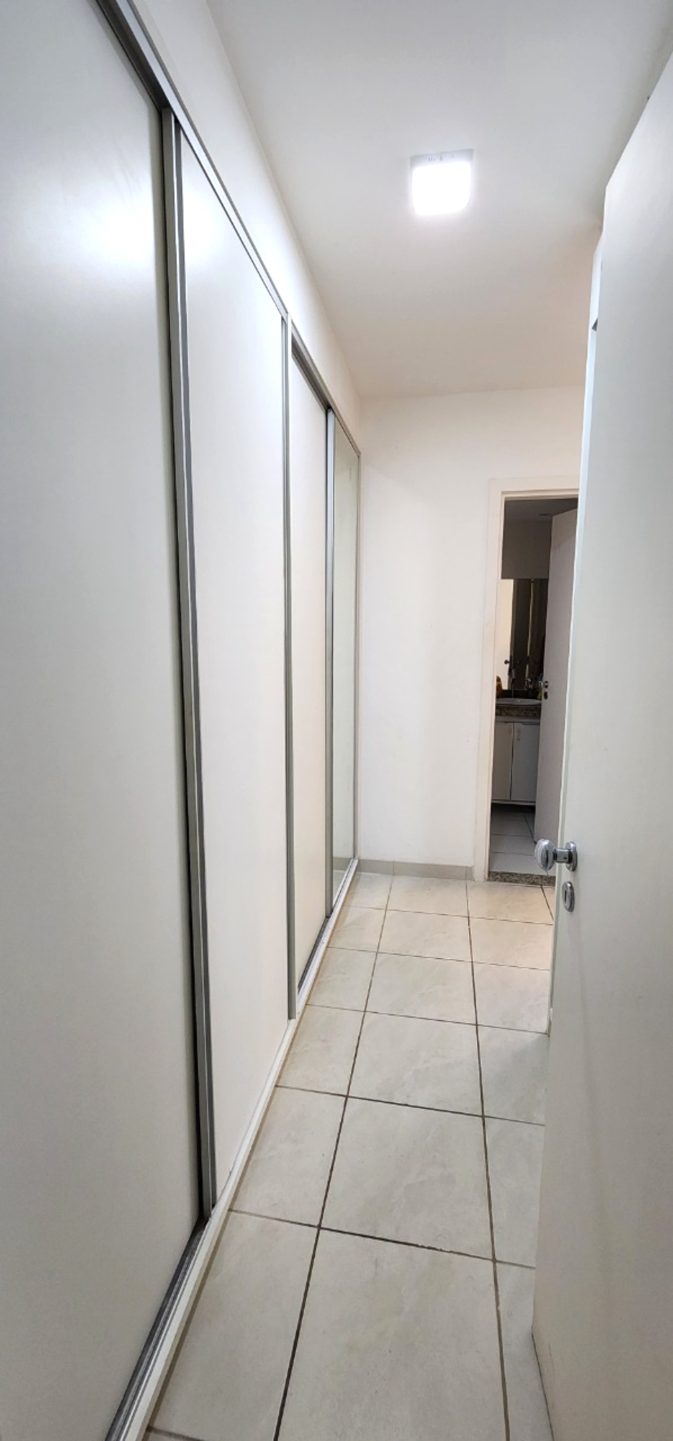 Apartamento à venda com 3 quartos, 143m² - Foto 12