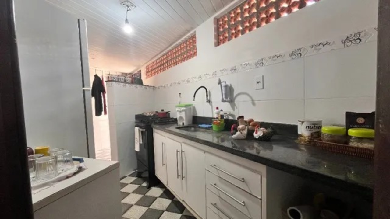 Casa de Condomínio à venda com 3 quartos, 225m² - Foto 16