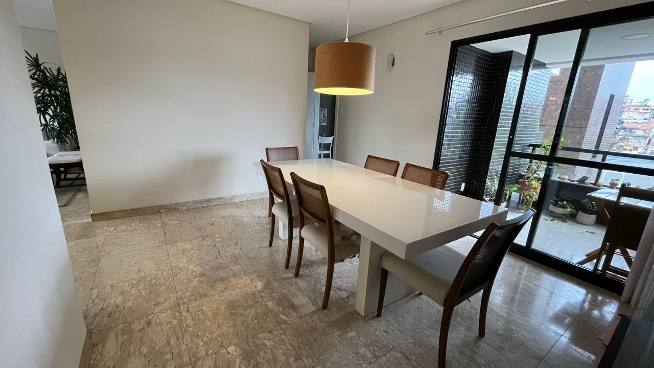 Apartamento à venda com 3 quartos, 183m² - Foto 6