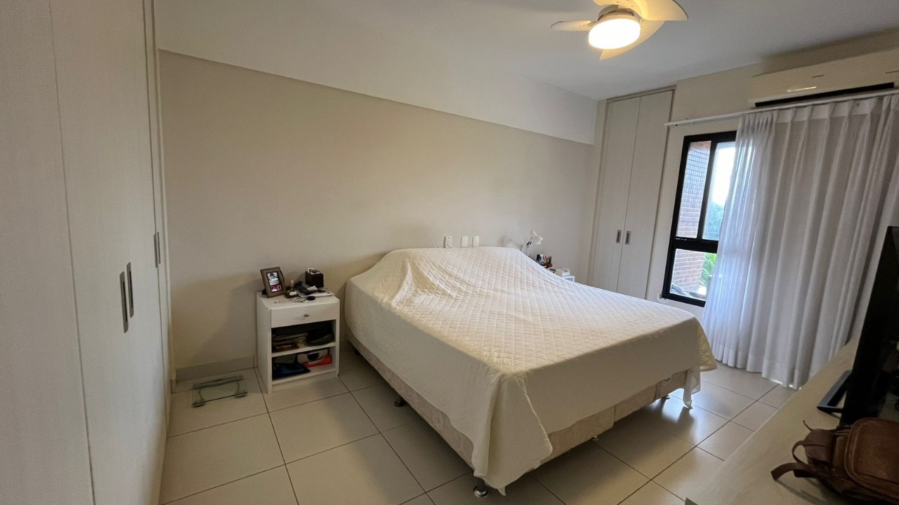 Apartamento à venda com 3 quartos, 183m² - Foto 11