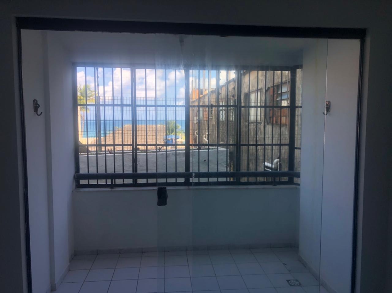 Apartamento à venda com 2 quartos, 68m² - Foto 2