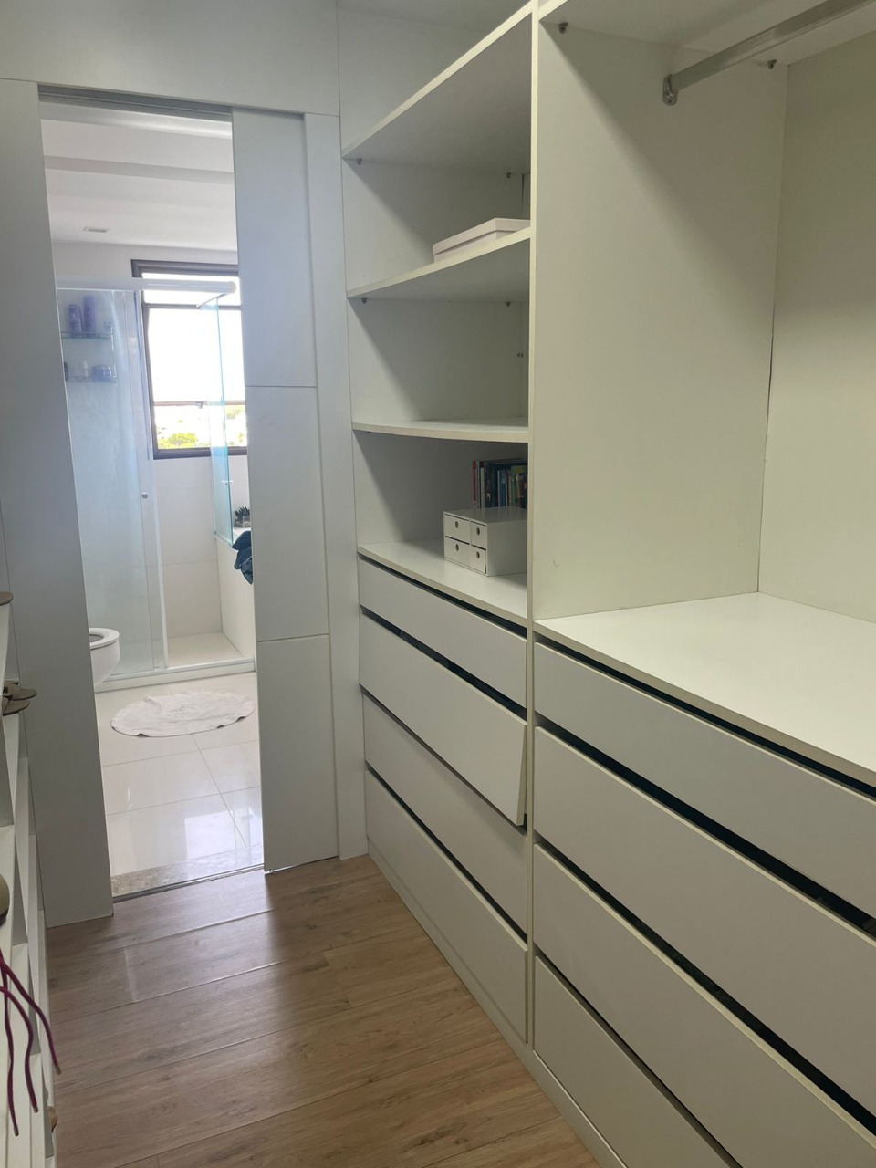 Apartamento à venda com 4 quartos, 196m² - Foto 13