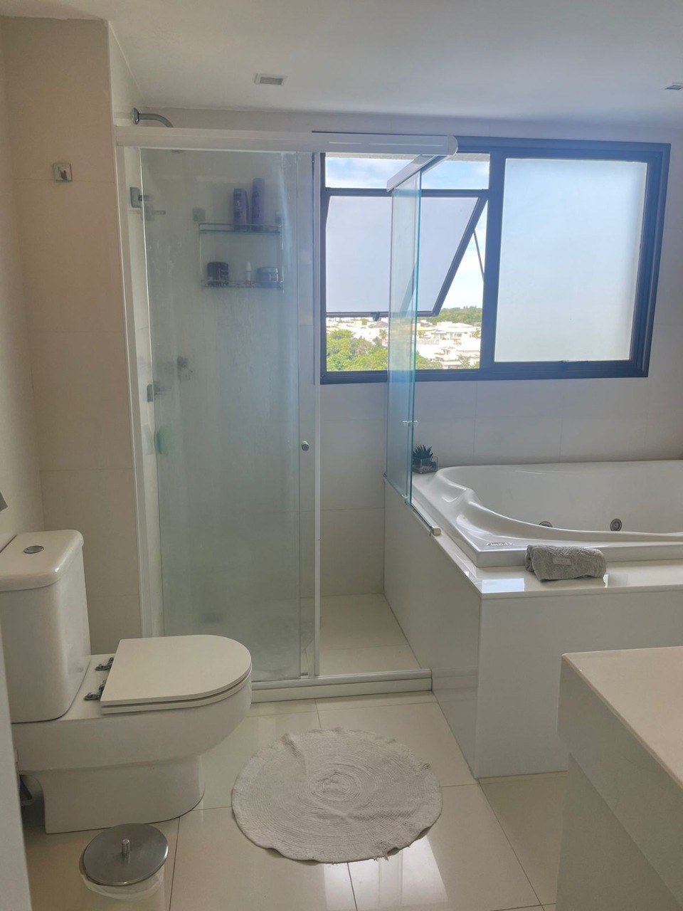 Apartamento à venda com 4 quartos, 196m² - Foto 11