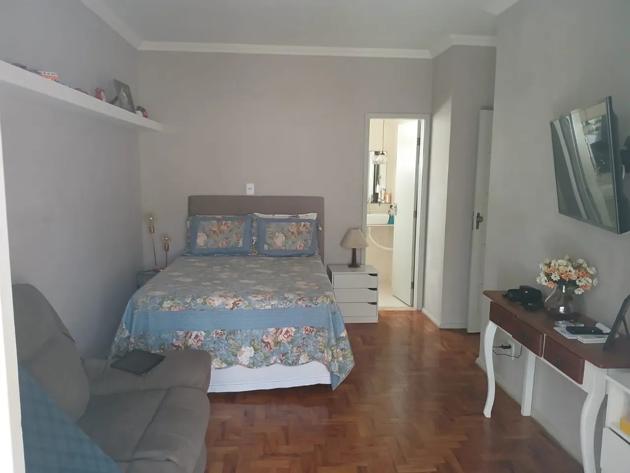 Apartamento à venda com 4 quartos, 200m² - Foto 7