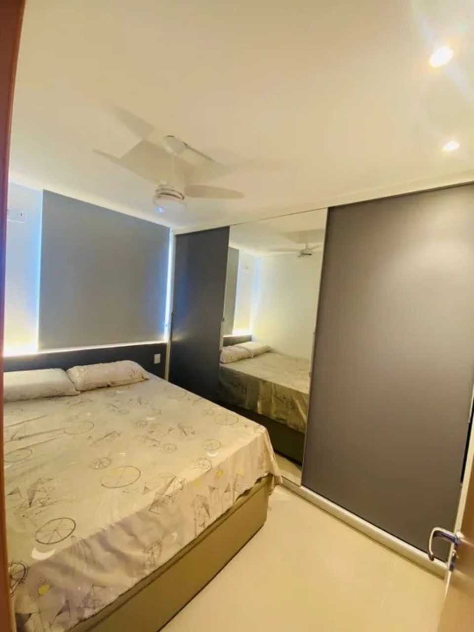 Apartamento à venda com 2 quartos, 45m² - Foto 3