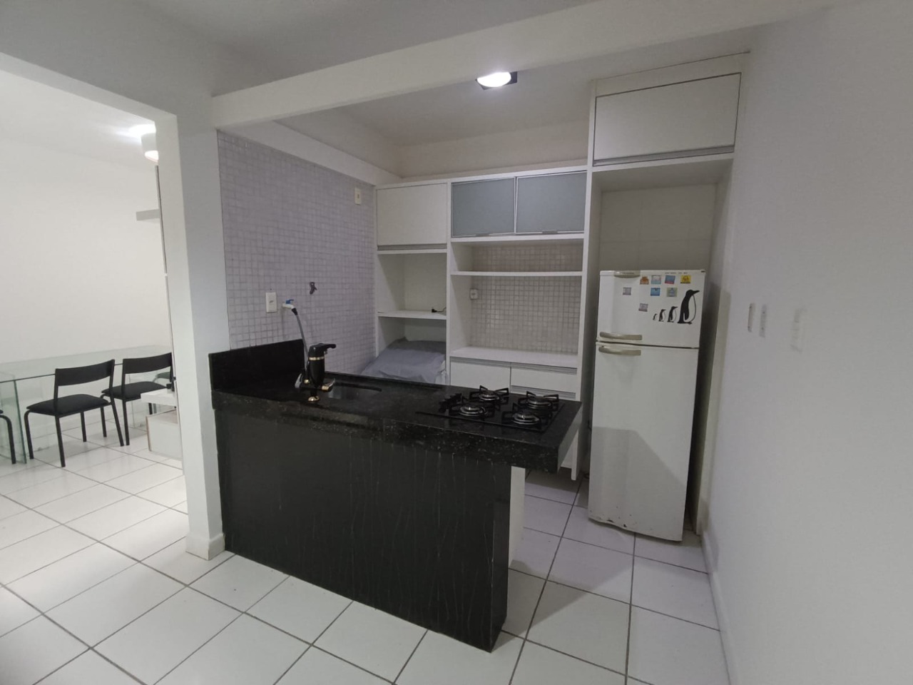 Apartamento à venda com 2 quartos, 59m² - Foto 4