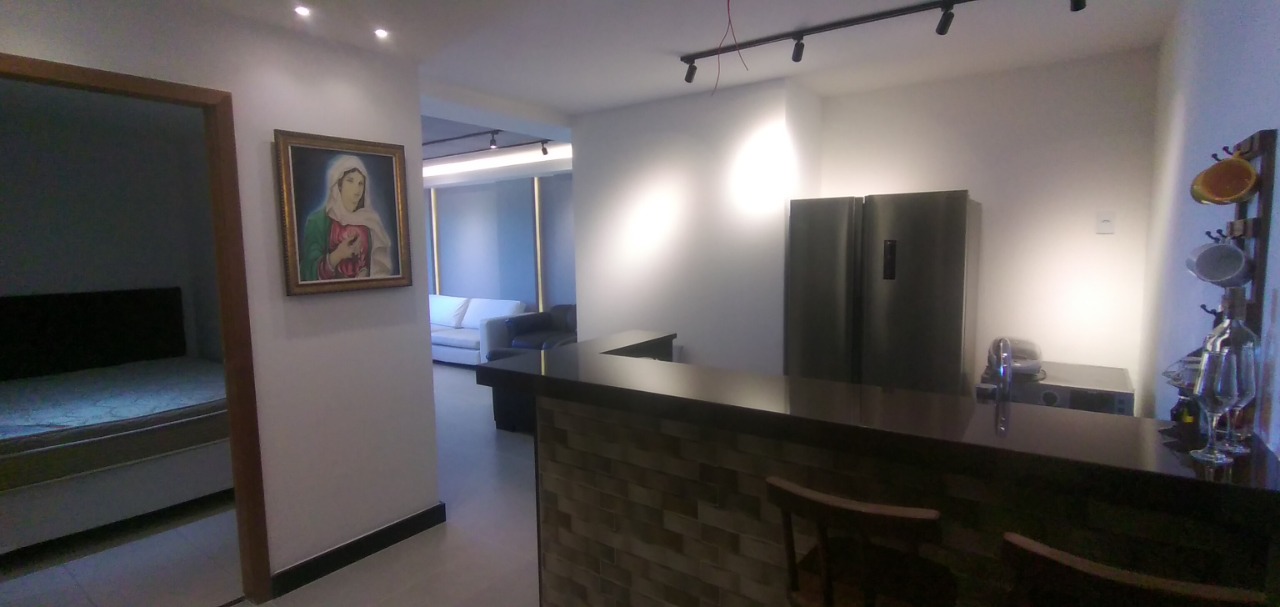 Apartamento para alugar com 2 quartos, 86m² - Foto 9