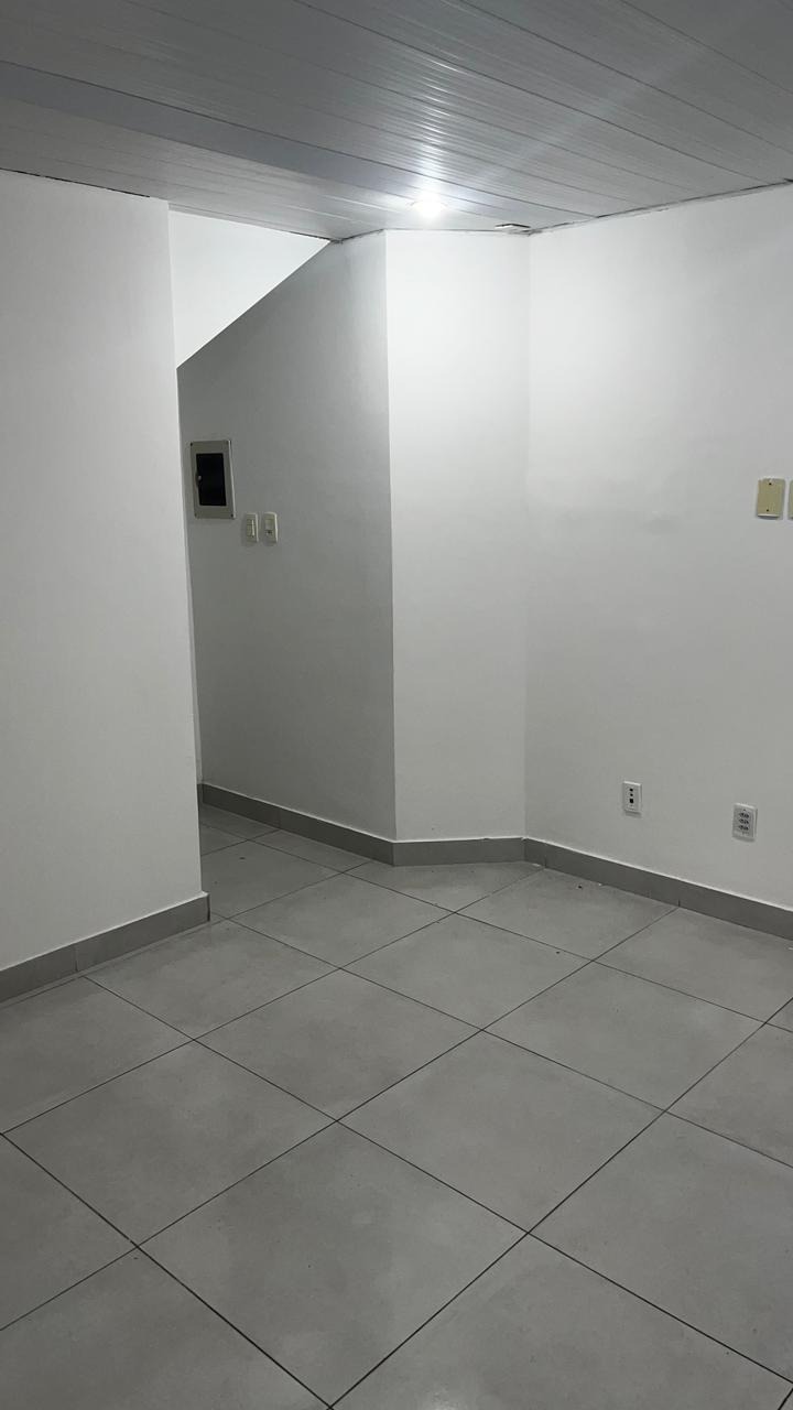 Loja-Salão para alugar, 93m² - Foto 2