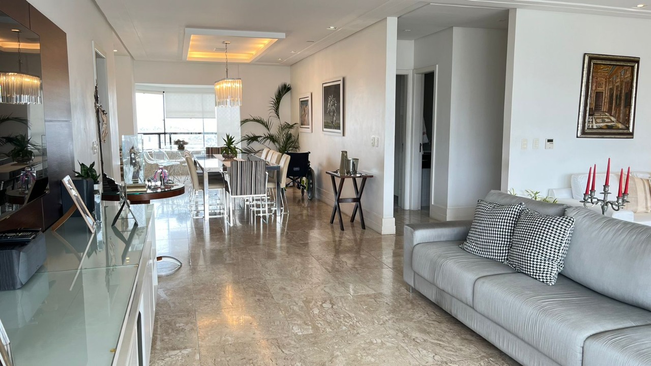 Apartamento à venda com 4 quartos, 243m² - Foto 3