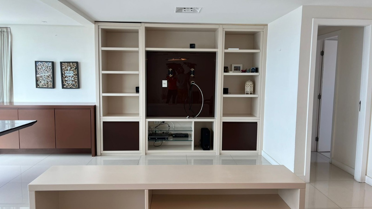 Apartamento à venda com 3 quartos, 147m² - Foto 8