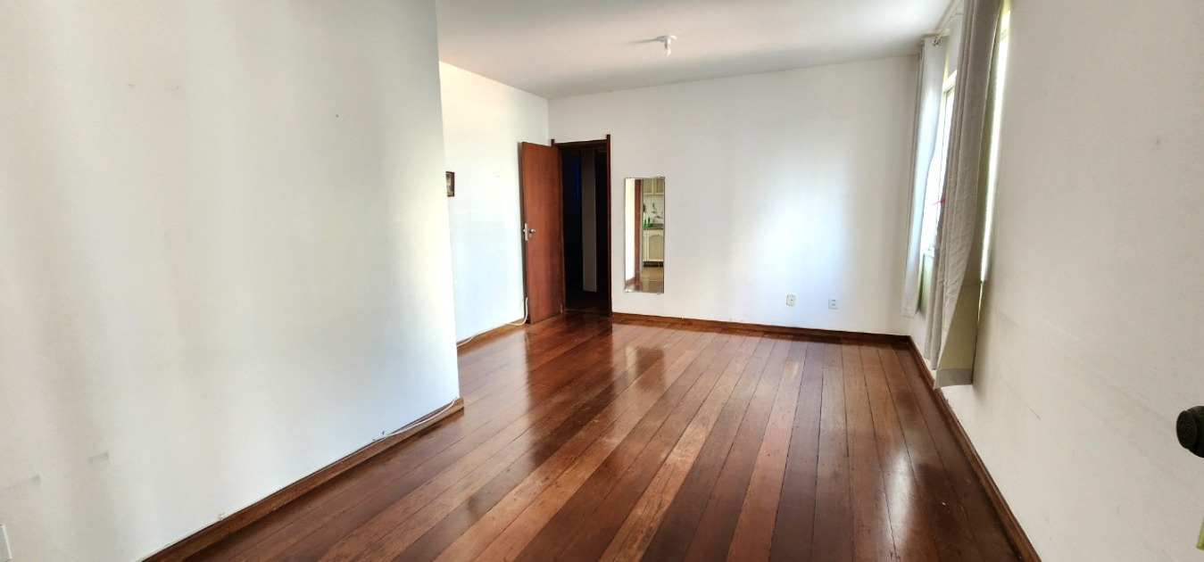 Apartamento à venda com 2 quartos, 83m² - Foto 1