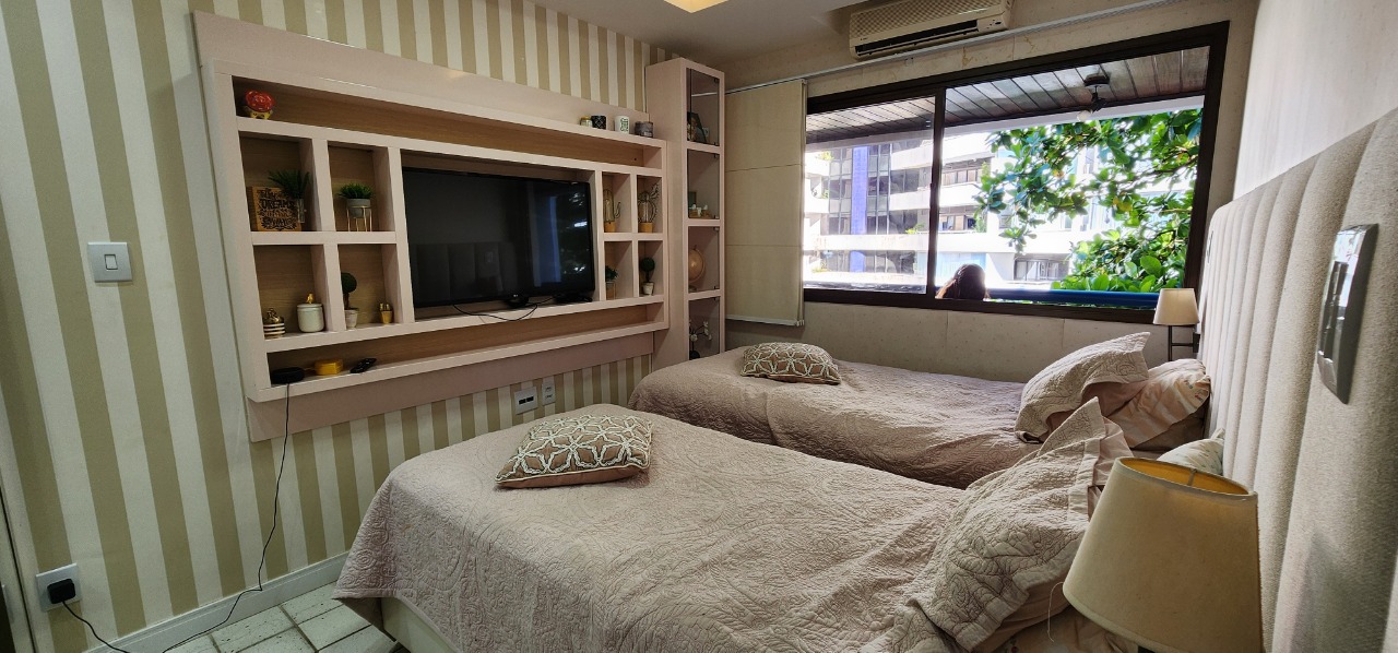 Apartamento à venda com 3 quartos, 113m² - Foto 11