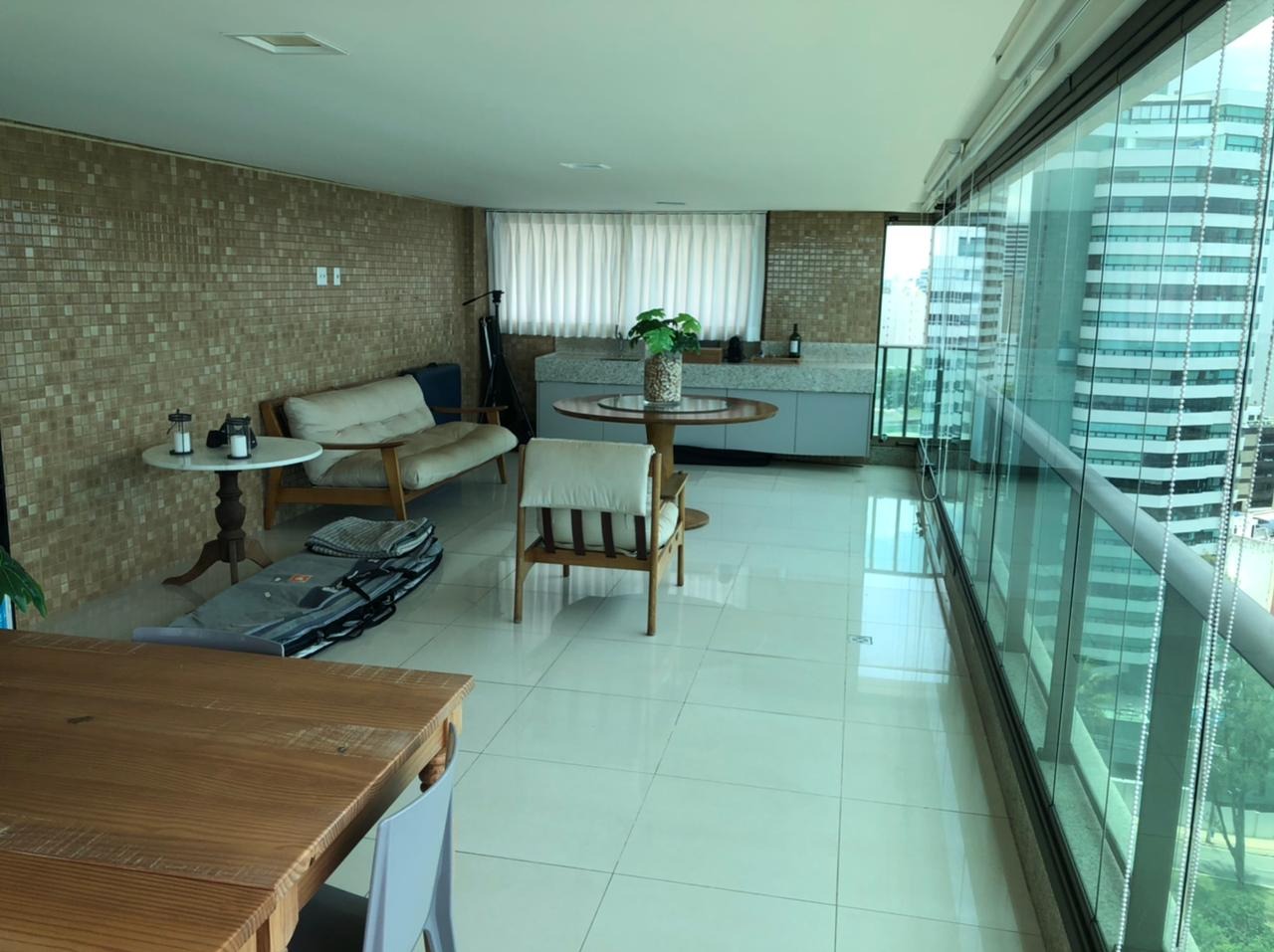 Apartamento para alugar com 4 quartos, 232m² - Foto 9