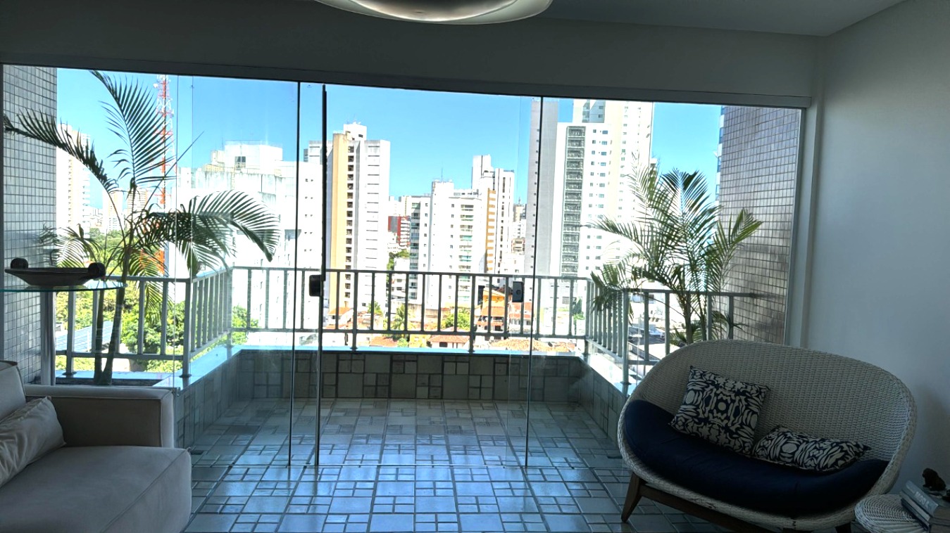 Apartamento para alugar com 3 quartos, 140m² - Foto 1