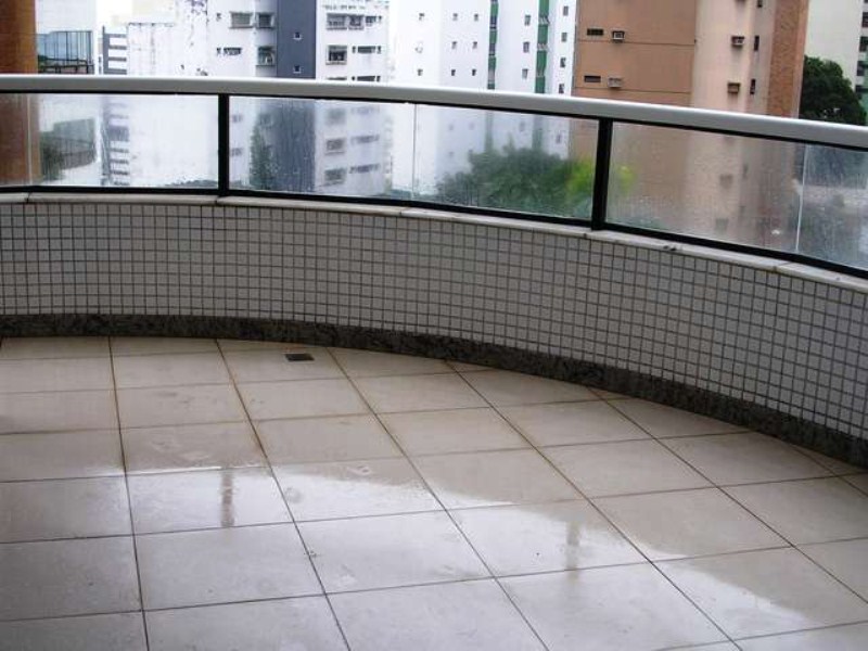 Apartamento à venda com 4 quartos, 175m² - Foto 2