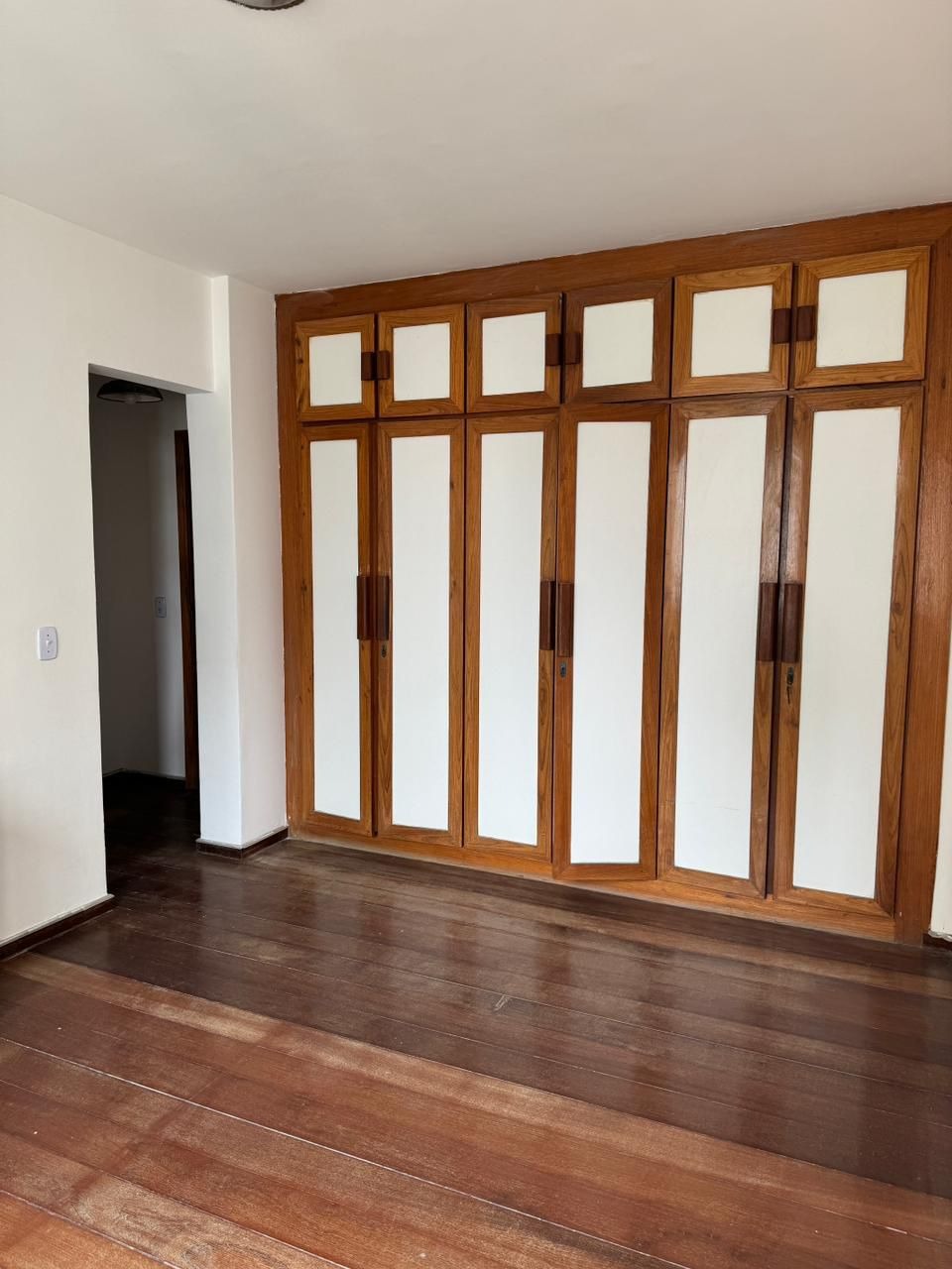 Apartamento à venda com 4 quartos, 230m² - Foto 12