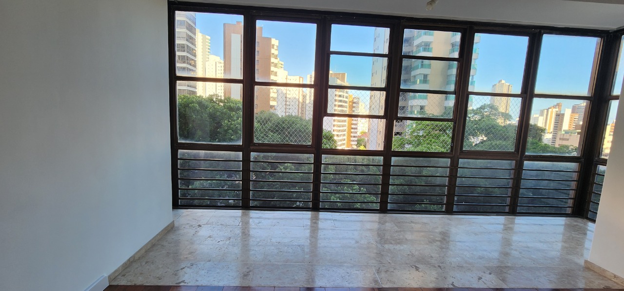 Apartamento à venda com 4 quartos, 206m² - Foto 6