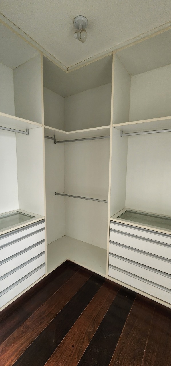 Apartamento à venda com 4 quartos, 206m² - Foto 13