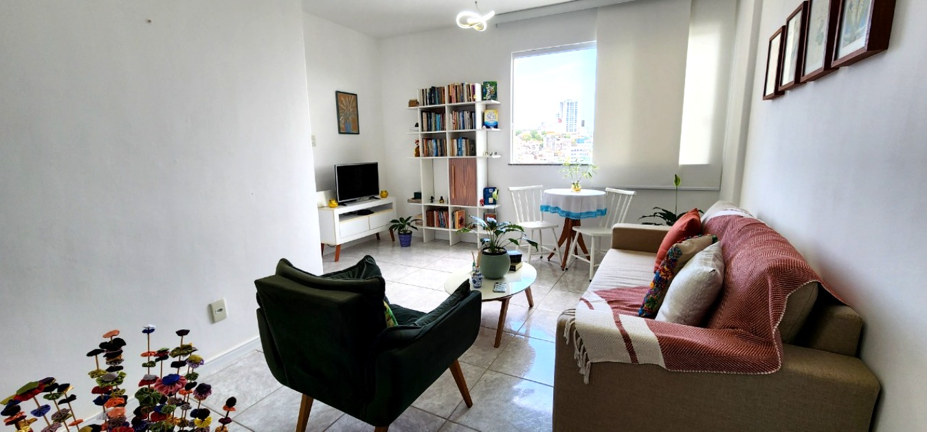 Apartamento à venda com 2 quartos, 67m² - Foto 4