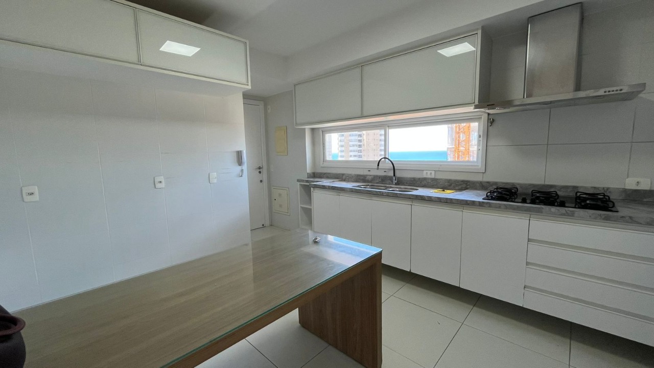 Apartamento à venda com 4 quartos, 182m² - Foto 16