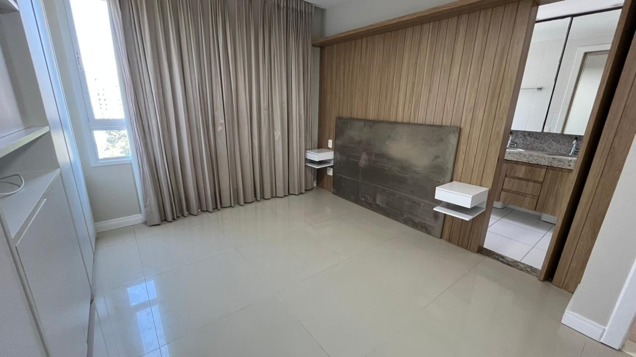 Apartamento à venda com 4 quartos, 182m² - Foto 8