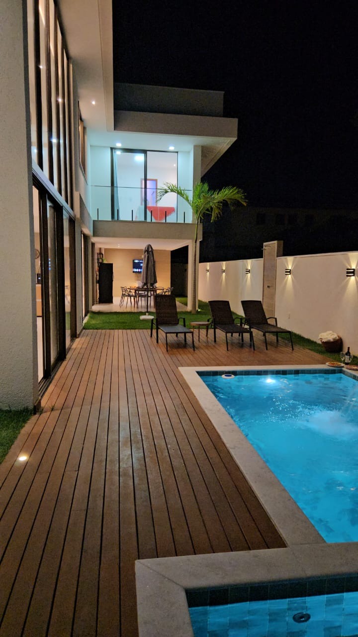 Casa de Condomínio à venda com 8 quartos, 422m² - Foto 14