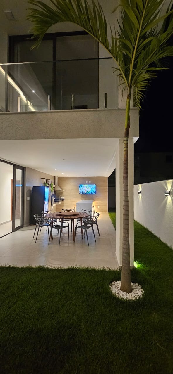 Casa de Condomínio à venda com 8 quartos, 422m² - Foto 13