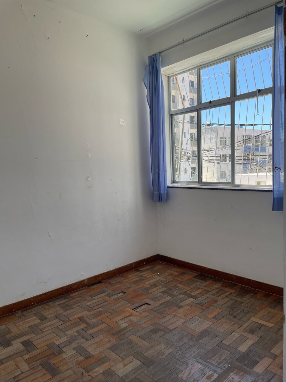 Apartamento à venda com 3 quartos, 76m² - Foto 3