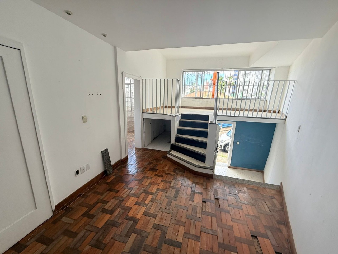 Apartamento à venda com 3 quartos, 76m² - Foto 1