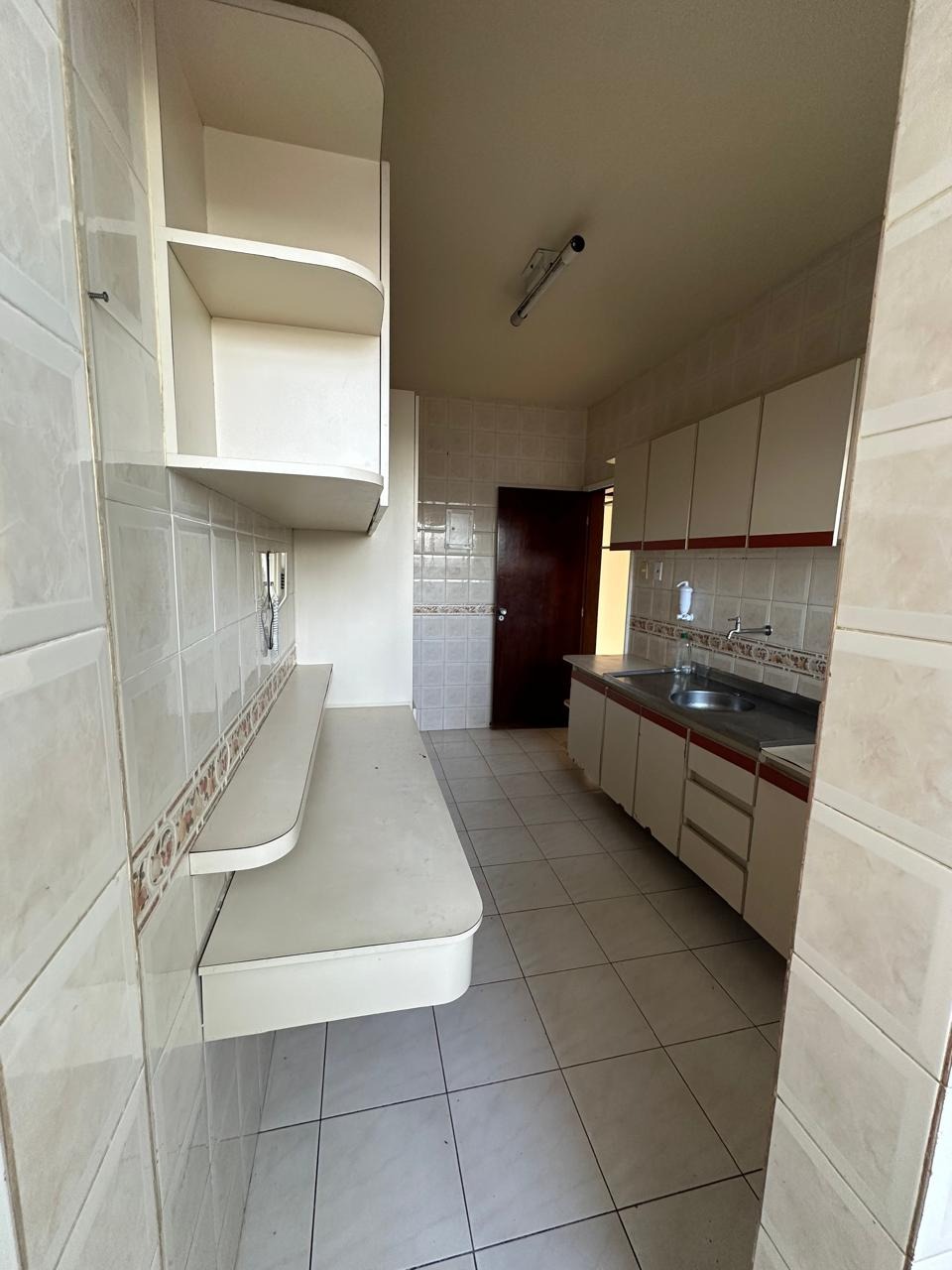 Apartamento à venda com 3 quartos, 93m² - Foto 13