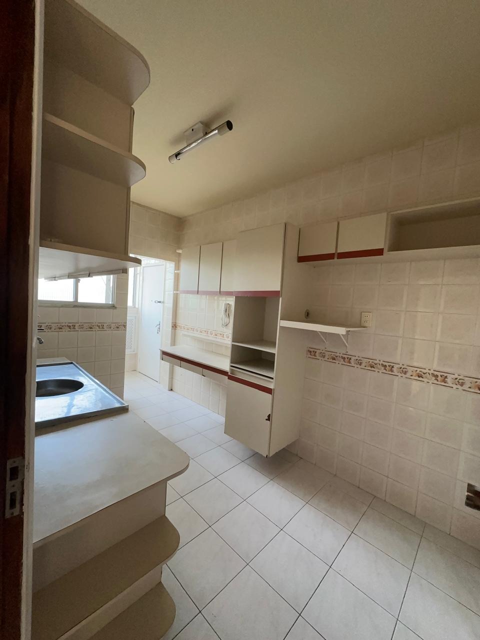 Apartamento à venda com 3 quartos, 93m² - Foto 12