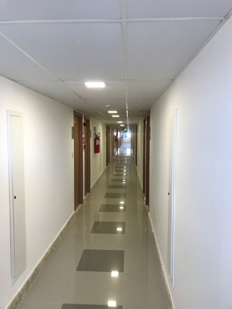 Conjunto Comercial-Sala à venda com 4 quartos, 27m² - Foto 7