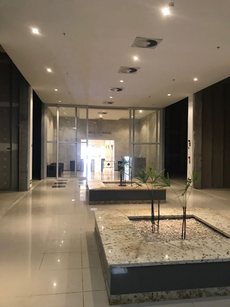 Conjunto Comercial-Sala à venda com 4 quartos, 27m² - Foto 11