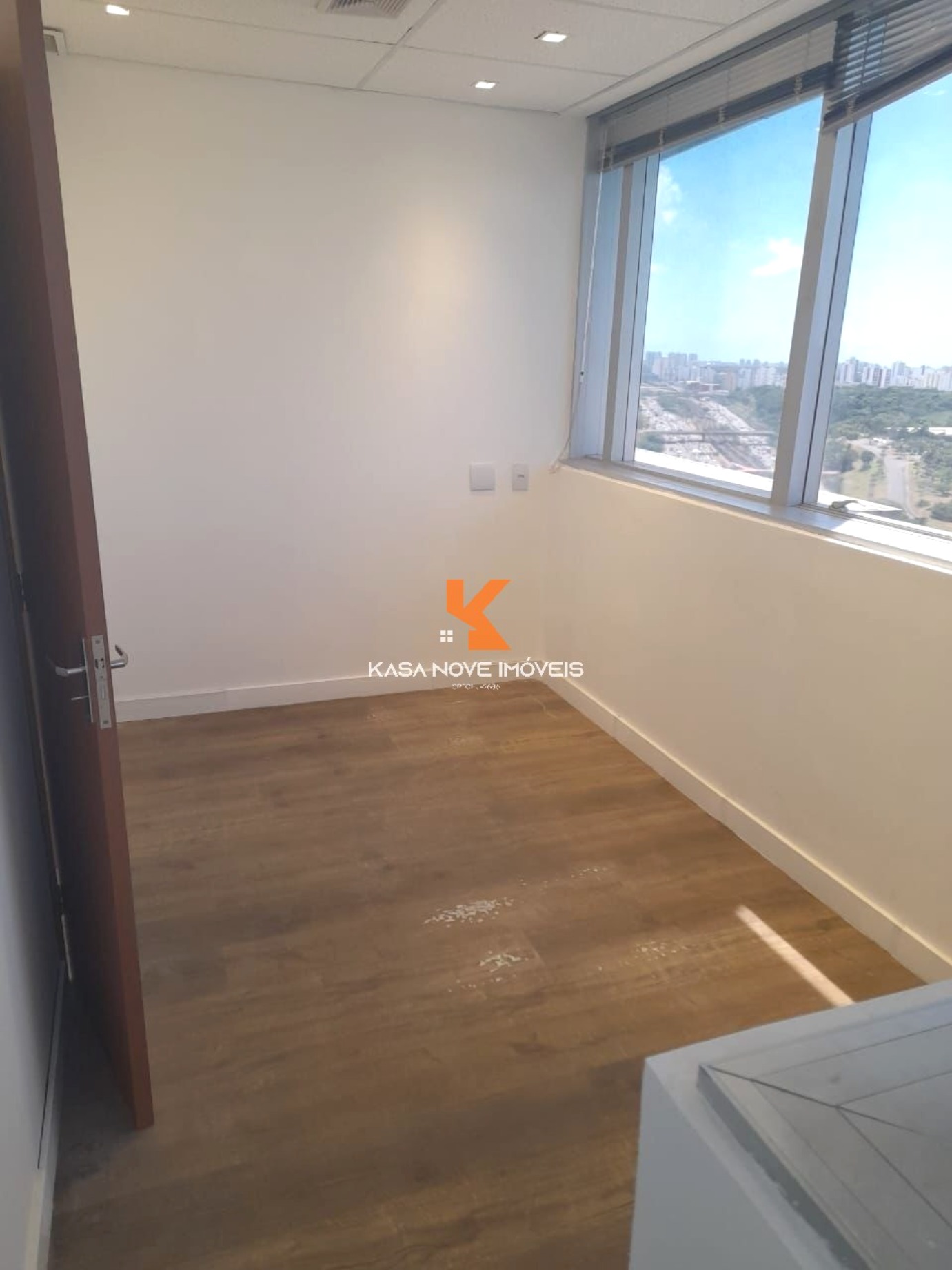 Conjunto Comercial-Sala para alugar, 51m² - Foto 4
