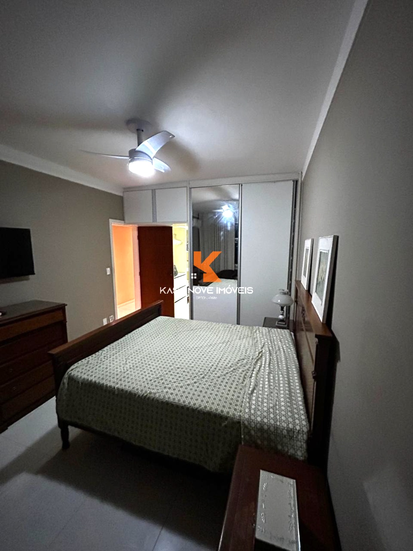 Apartamento à venda com 4 quartos, 187m² - Foto 36
