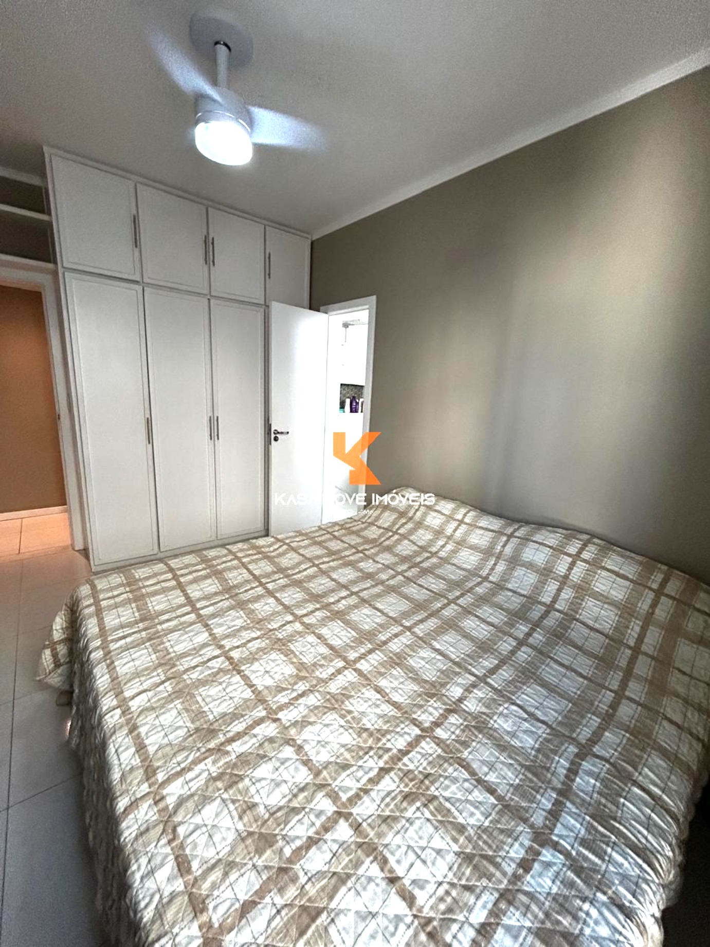 Apartamento à venda com 4 quartos, 187m² - Foto 12