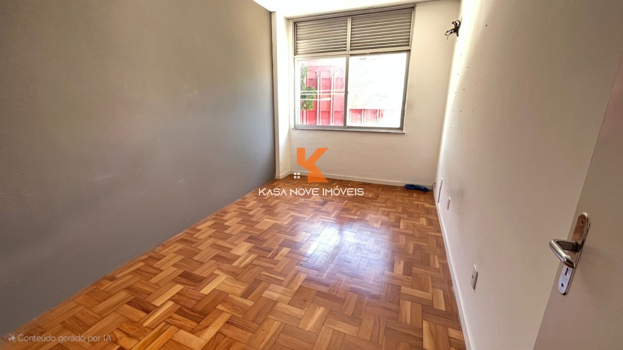 Apartamento à venda com 3 quartos, 128m² - Foto 3