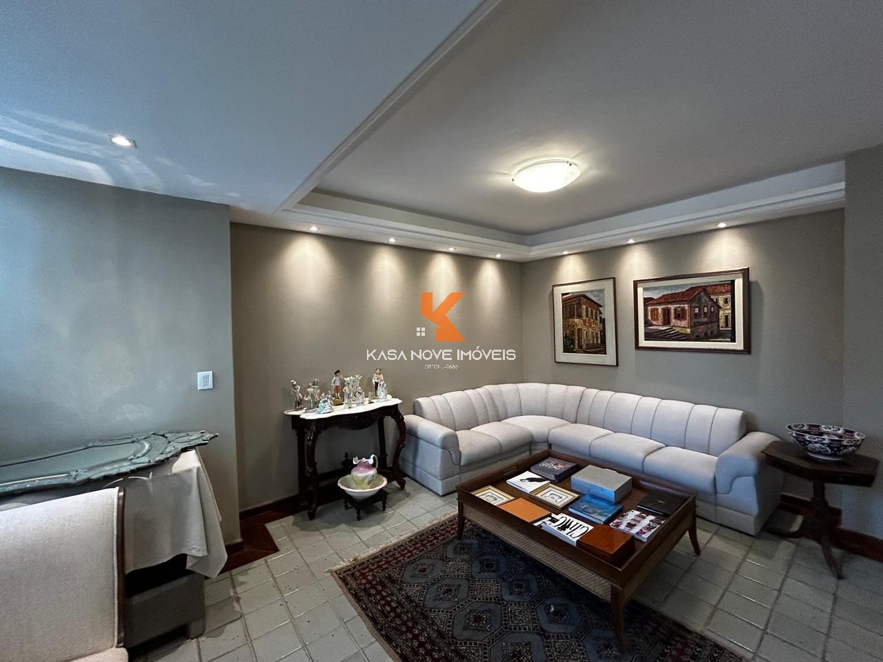 Apartamento à venda com 4 quartos, 187m² - Foto 9
