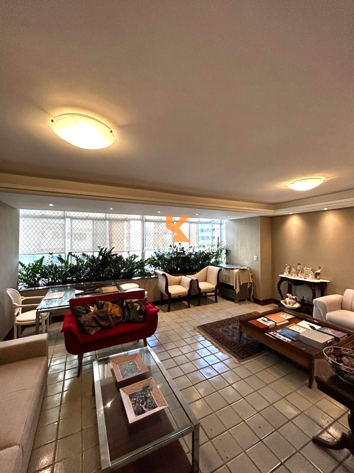 Apartamento à venda com 4 quartos, 187m² - Foto 8