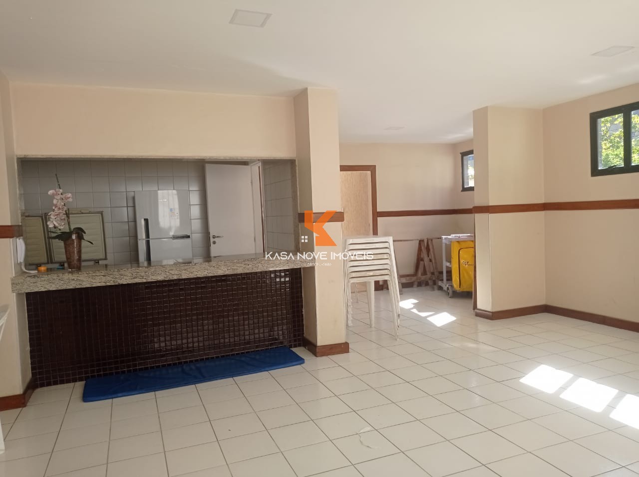 Apartamento à venda com 2 quartos, 70m² - Foto 11