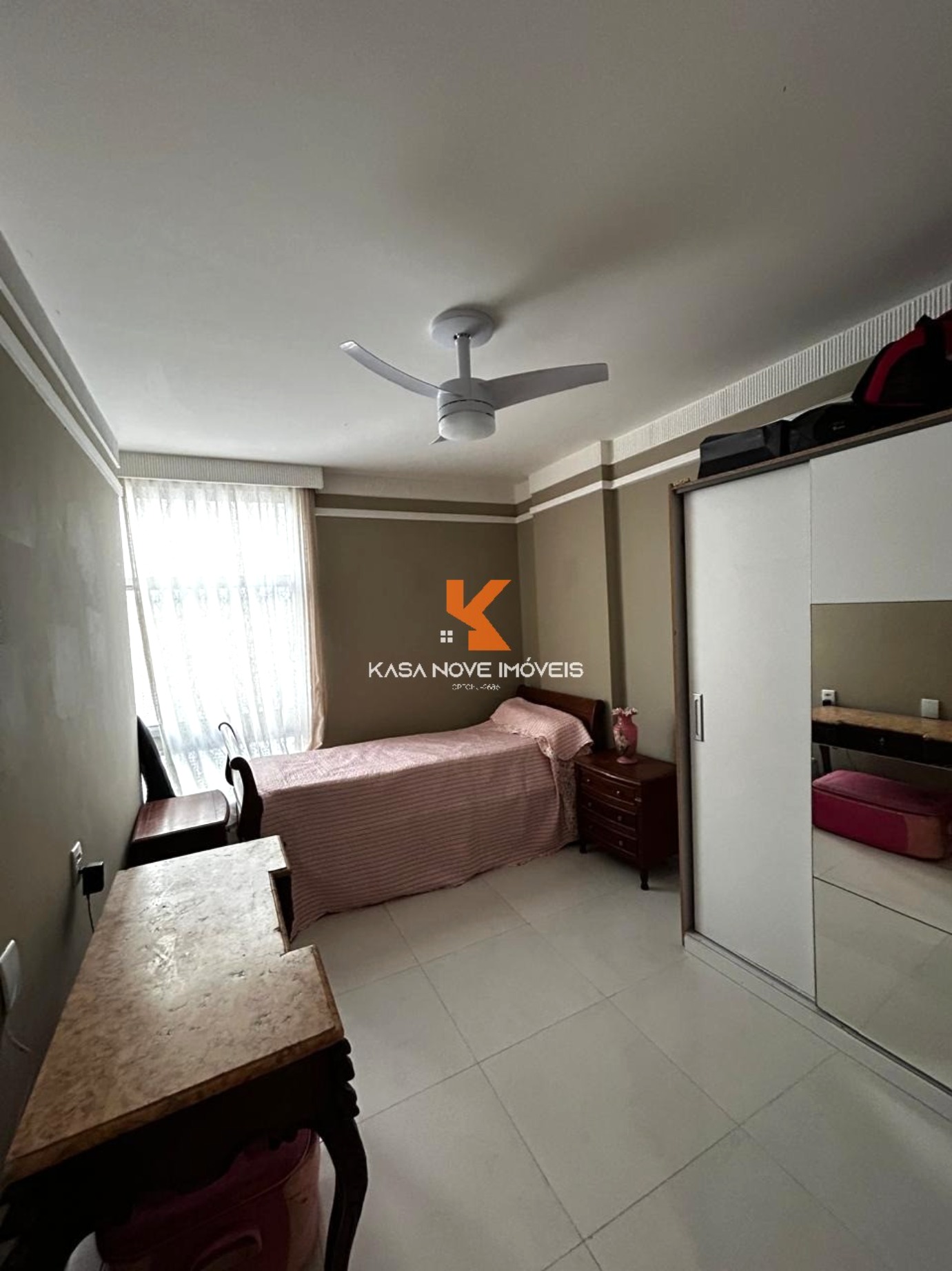 Apartamento à venda com 4 quartos, 187m² - Foto 18
