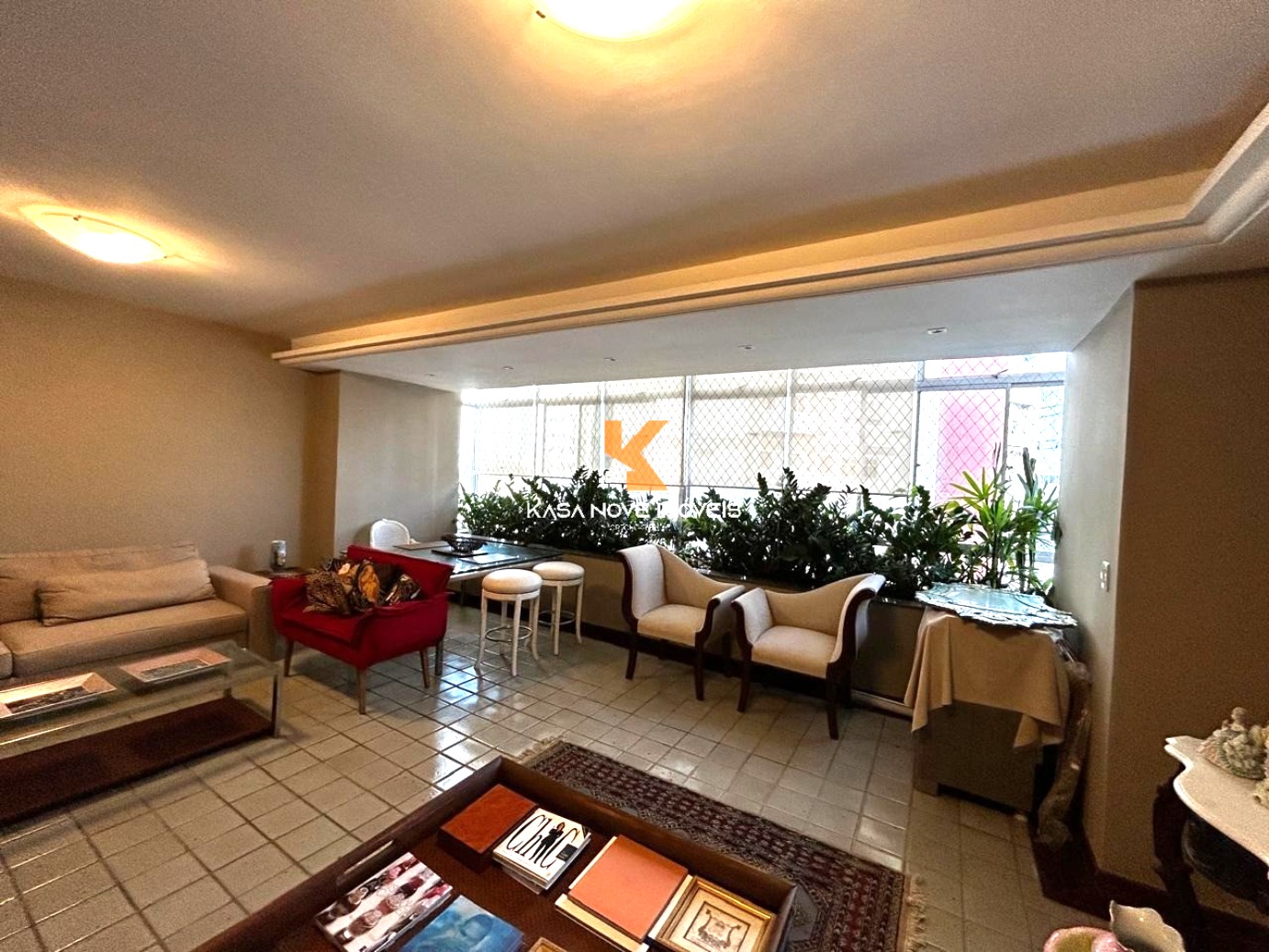 Apartamento à venda com 4 quartos, 187m² - Foto 4